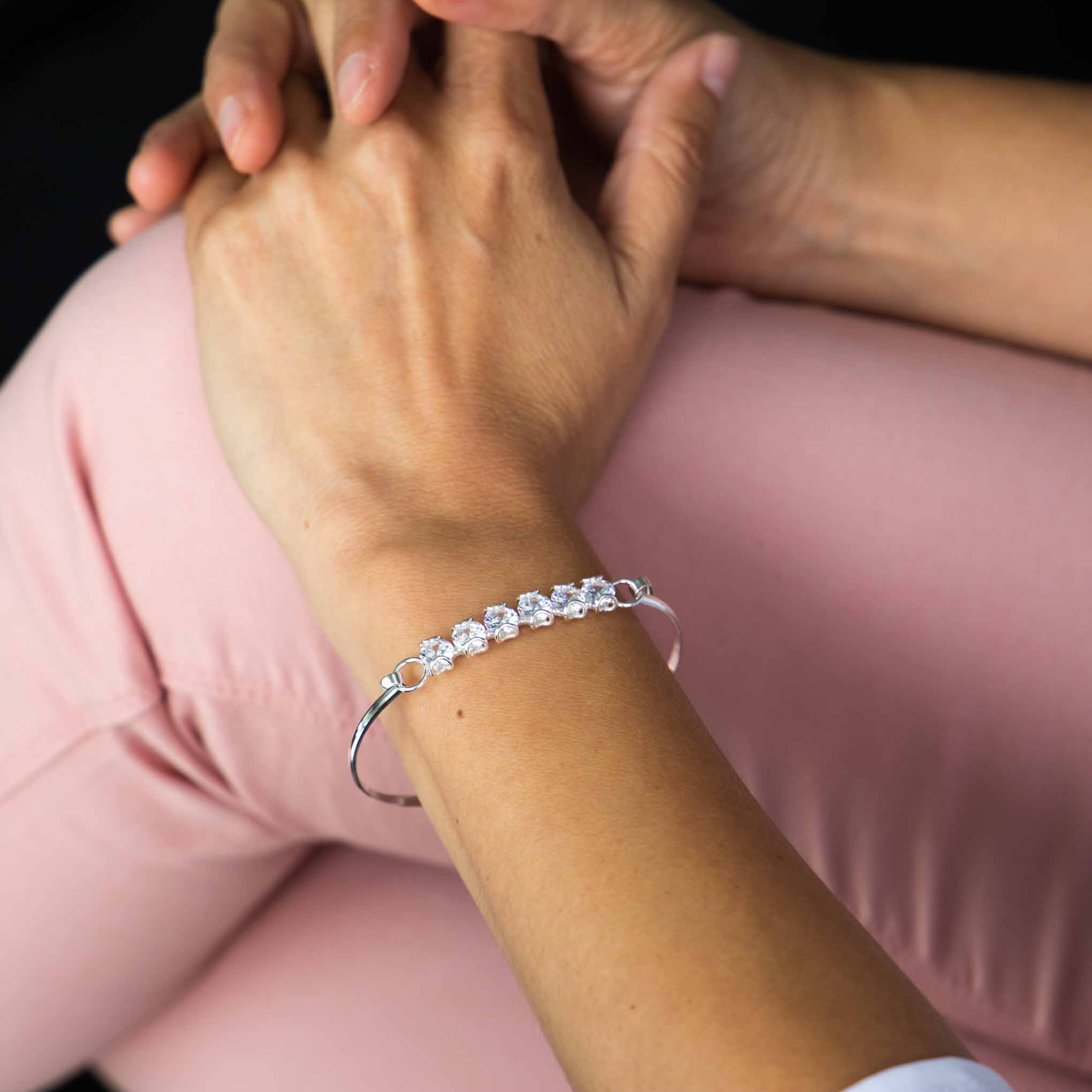 Brazalete de plata con zirconias