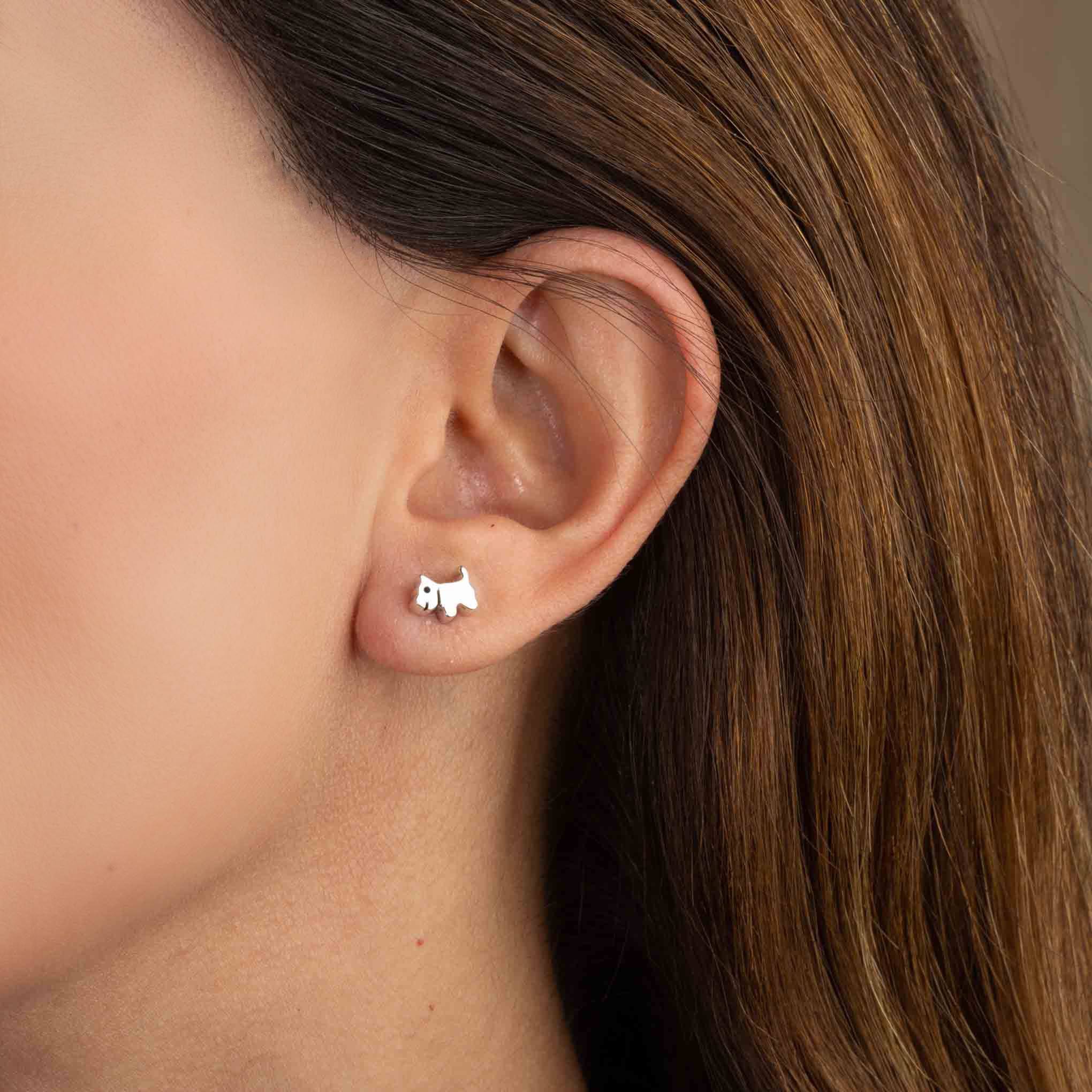 Aretes de perrito mini de plata